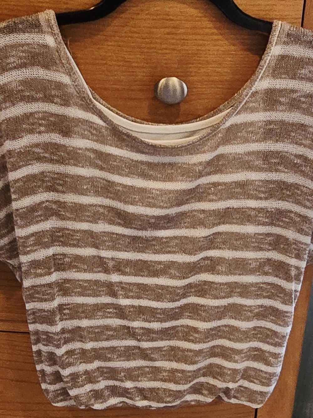MUDD Fawn & White Striped Scoop Neck Lightweight Sweater, Gold Thread Accent, XS